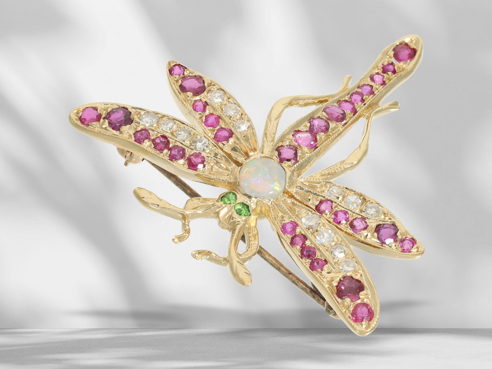Brosche: ausgefallene, goldene vintage Brosche mit Farbsteinen und Diamanten besetzt, "Libelle" - Bild 5 aus 6