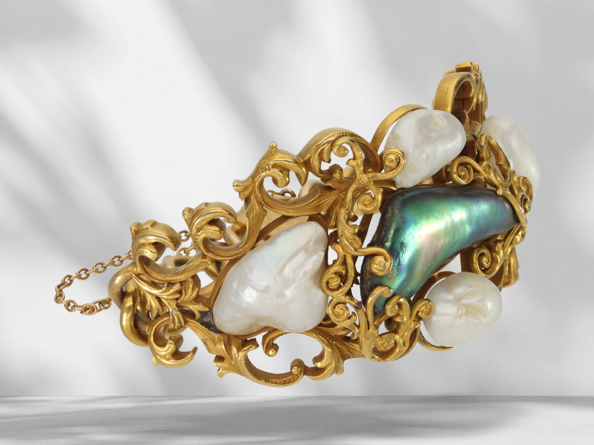 Bracelet: interesting and very unusual antique bracelet/bangle with rare baroque pearls, around 1900 - Image 6 of 7