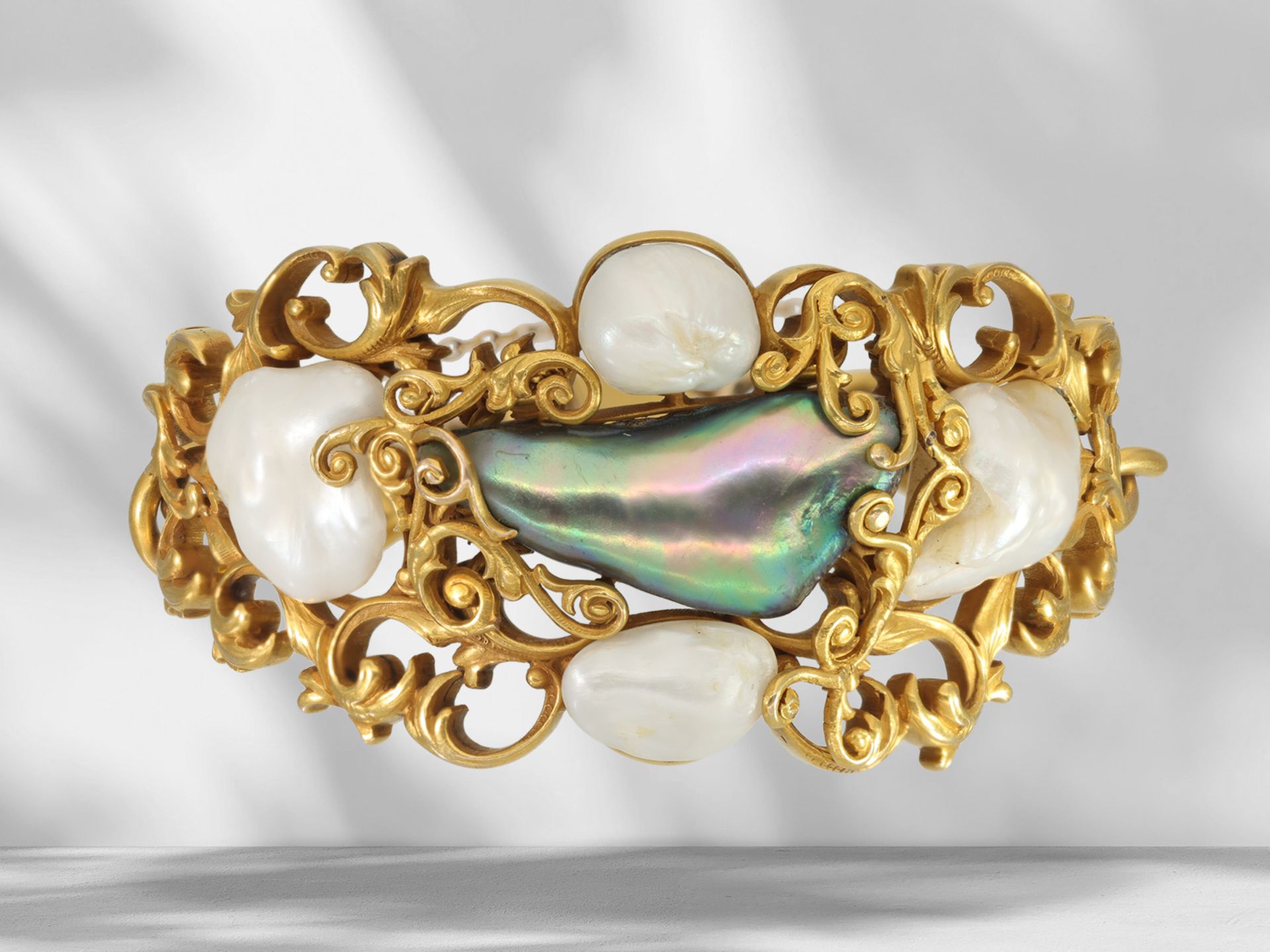 Bracelet: interesting and very unusual antique bracelet/bangle with rare baroque pearls, around 1900 - Image 2 of 7
