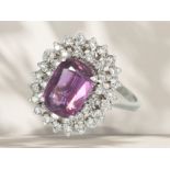 Ring: decorative vintage sapphire/diamond flower ring, beautiful pink sapphire of approx. 2.7ct
