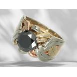 Exceptional and interestingly crafted brilliant-cut diamond gold ring, so-called puzzle ring, approx