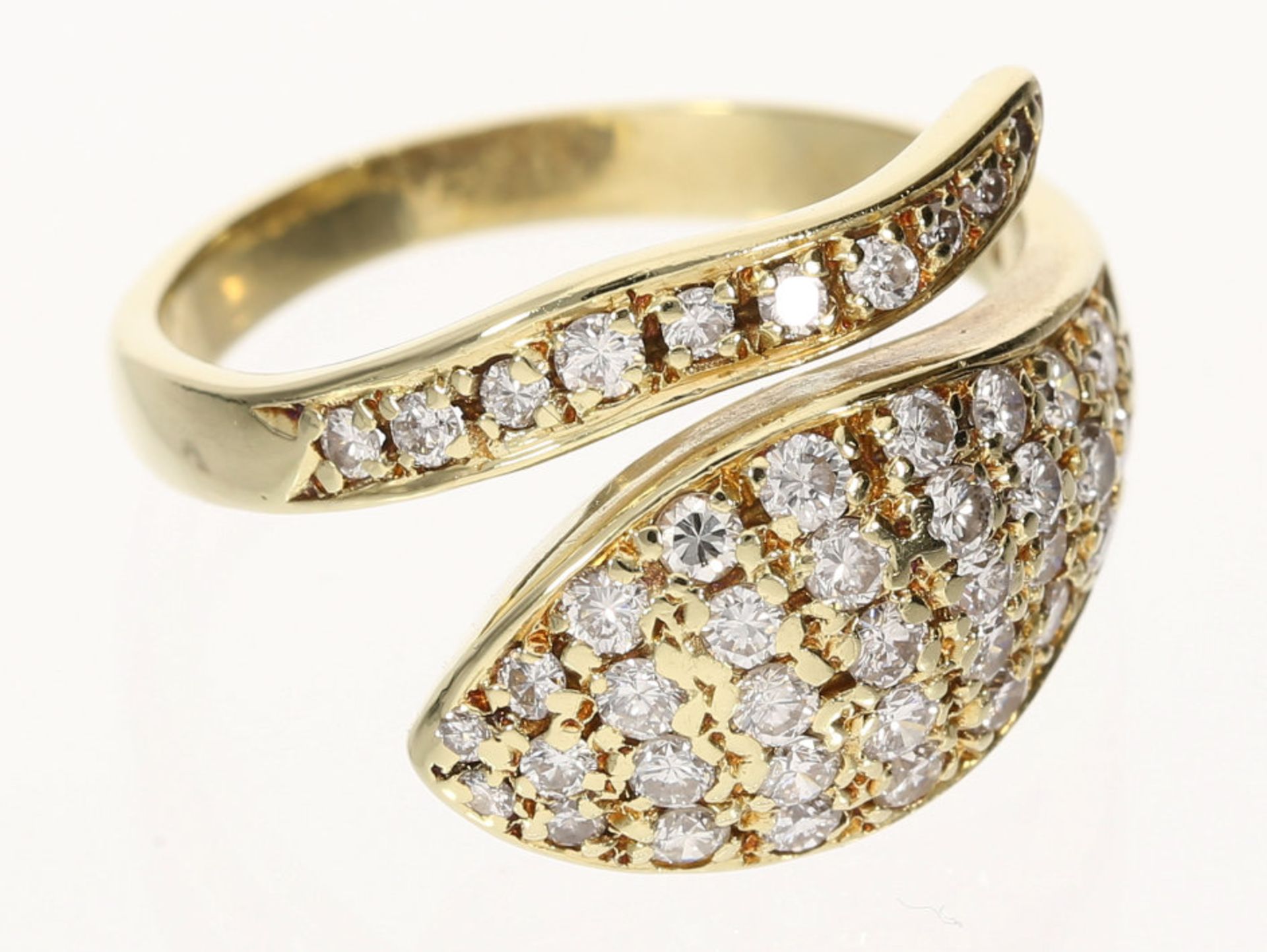 Ring: figürlicher goldener Schlangenring mit lupenreinen Brillanten, insgesamt 1ct - Image 2 of 2