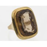 Ring: schöner, handgearbeiteter vintage Goldschmiedering mit großem Rauchquarz