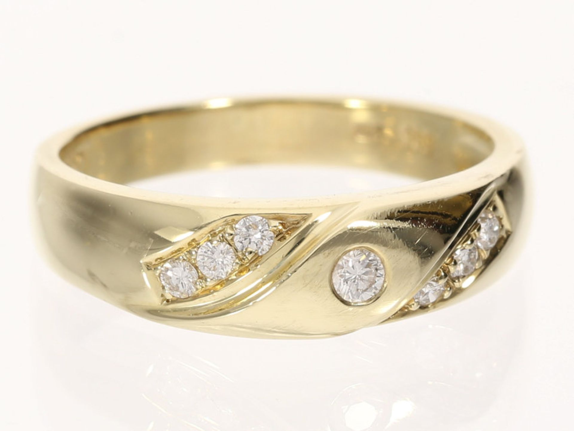 Ring: Moderner Brillant-Goldschmiedering aus 14K Gelbgold
