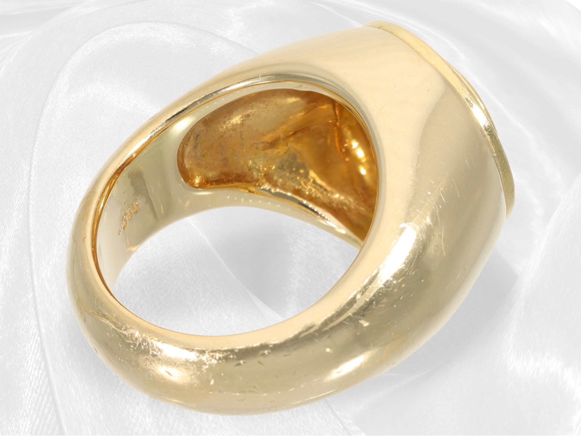 Ring: Sehr schwerer und solide gefertigter Brillant-Goldschmiedering, ca. 0,45ct Brillanten - Bild 5 aus 5