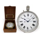 Hervorragend erhaltenes, nahezu neuwertiges Beobachtungschronometer, Ulysse Nardin für das englische