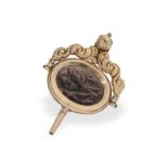 Watch key: extremely rare gold key with double-sided mother-of-pearl cameo, ca. 1820