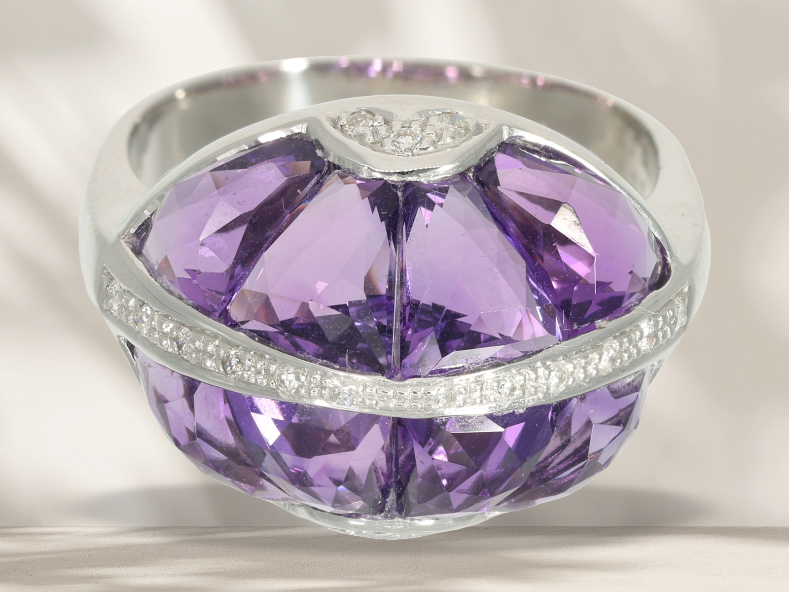 Ring: exceptional designer ring with brilliant-cut diamonds and amethysts, cocktail ring - Image 4 of 7