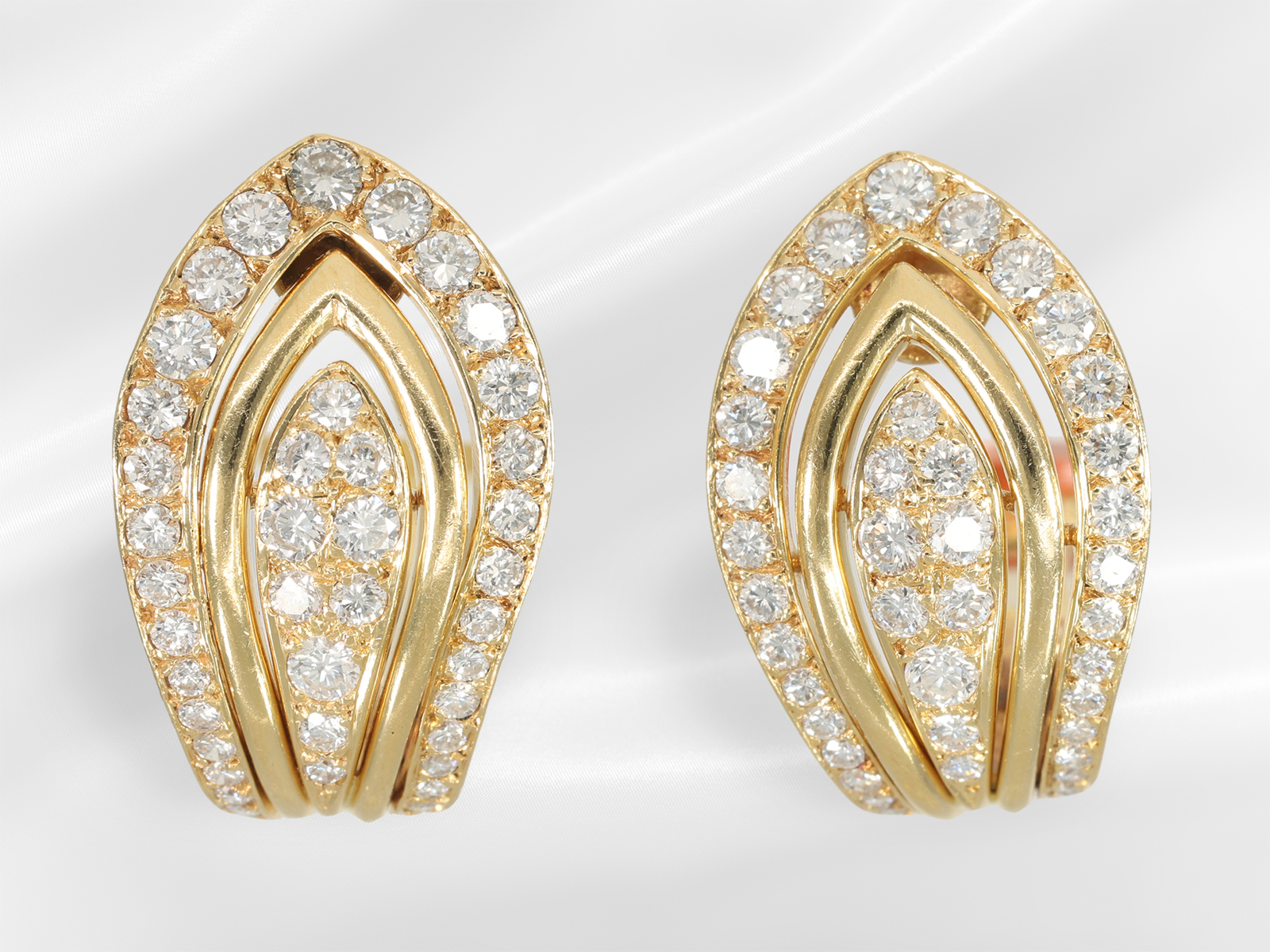 Earrings: high-quality vintage designer brilliant-cut diamond jewellery by Cartier, approx. 1.8ct - Image 2 of 4