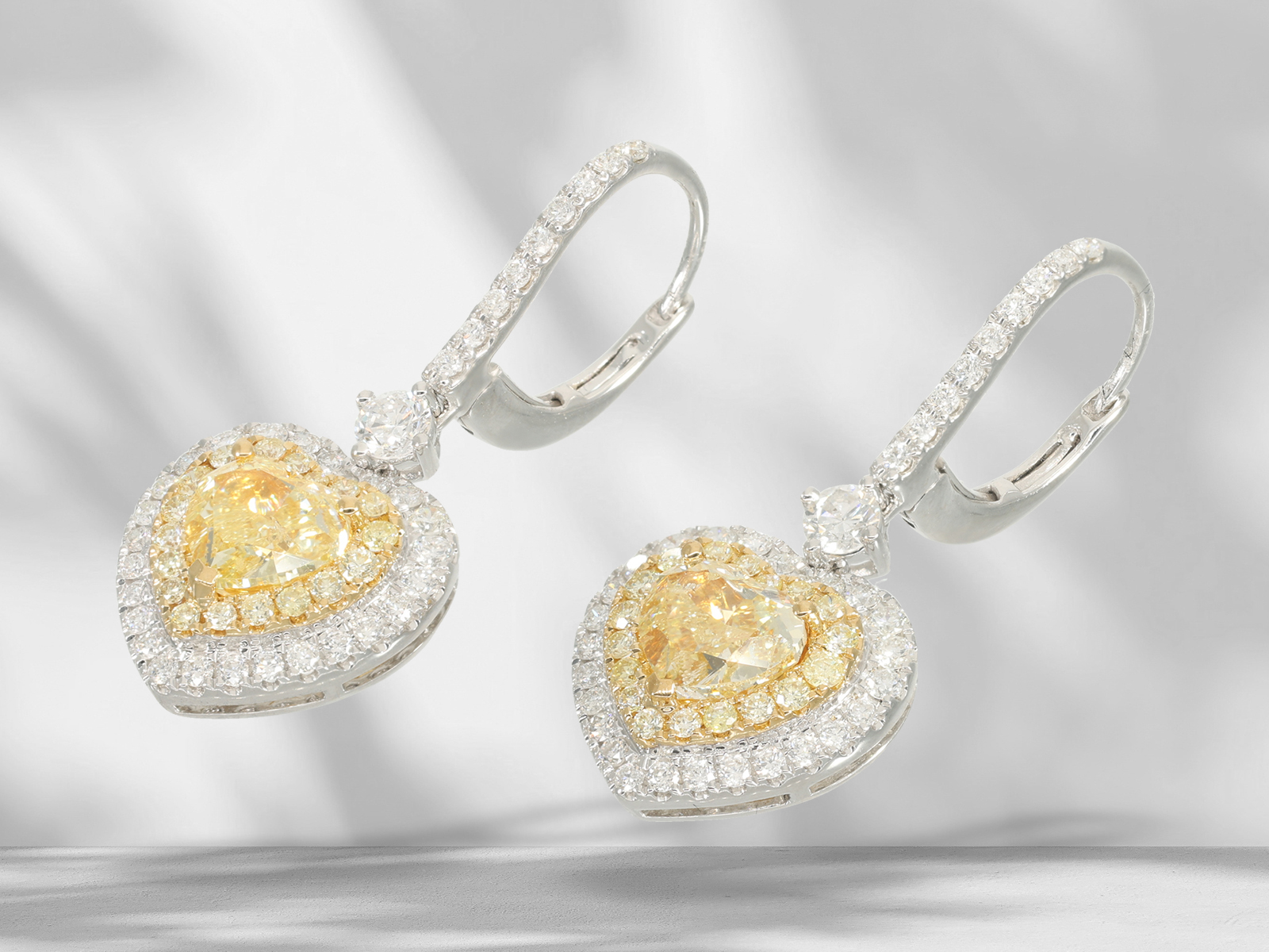 Earrings: High quality earrings set with brilliant-cut diamonds, 2 x 1ct fancy light yellow - Image 8 of 8