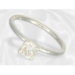 Modern solitaire brilliant-cut diamond goldsmith ring, approx. 0.55ct