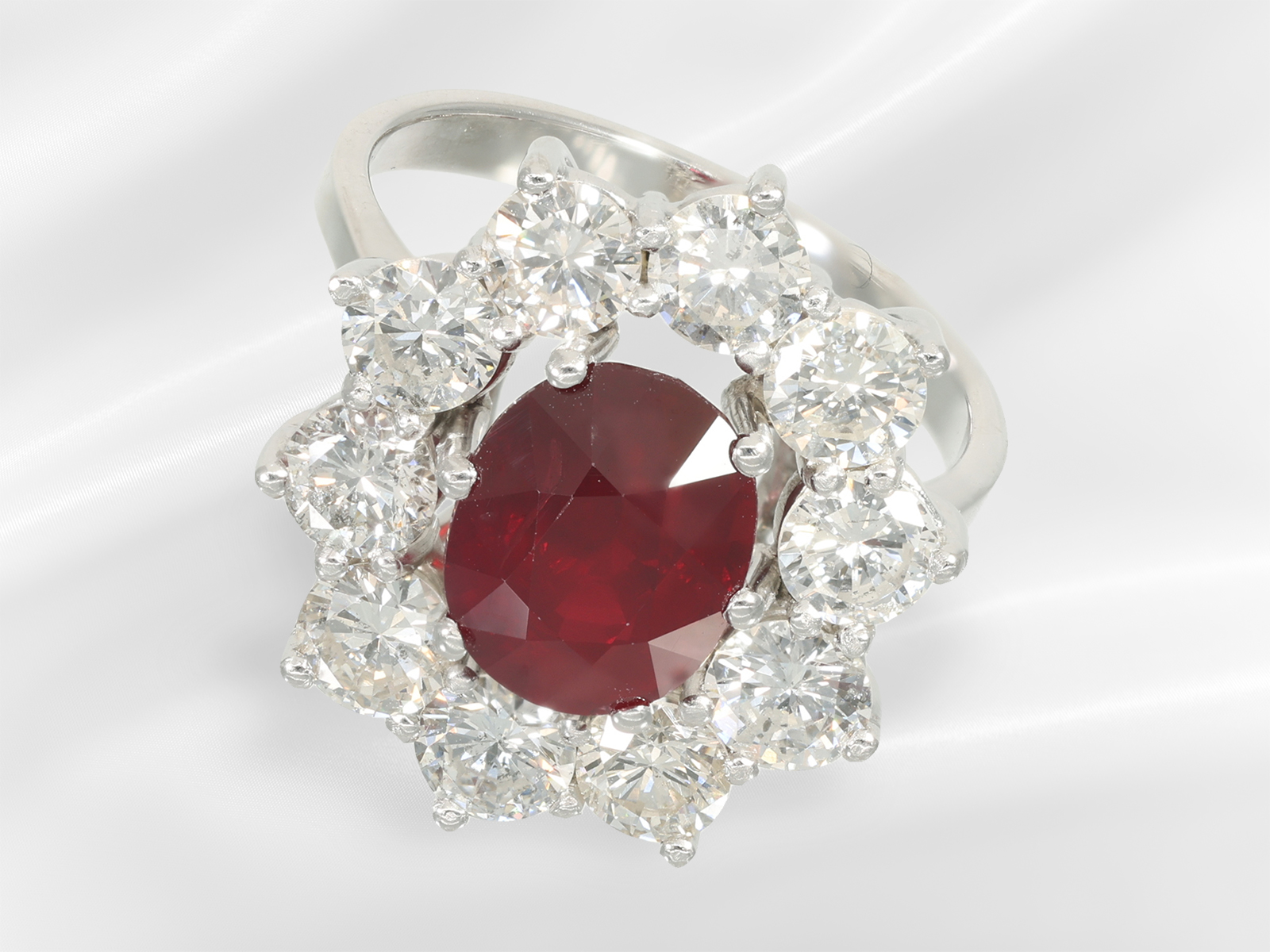 Ring: white gold ruby/brilliant-cut diamond gold ring, precious deep red ruby of 3.15ct, NO-HEAT, GR - Image 3 of 8