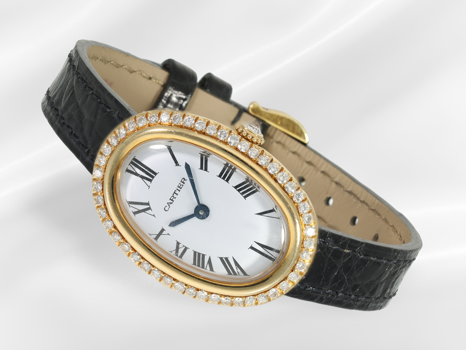 Wristwatch: luxurious, rare Cartier Baignoire ladies' wristwatch in 18K yellow gold with brilliant-c