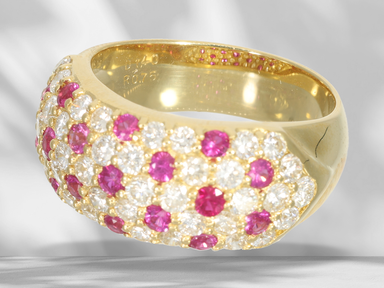 Ring: modern, like new cocktail ring with rubies and brilliant-cut diamonds - Image 5 of 5