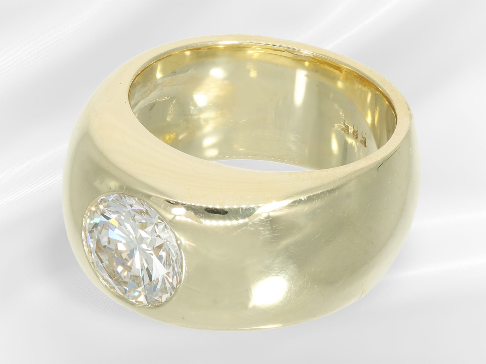 Ring: sehr hochwertiger Brillant-Solitärring von feinster Qualität, ca. 1,5ct - Bild 2 aus 3