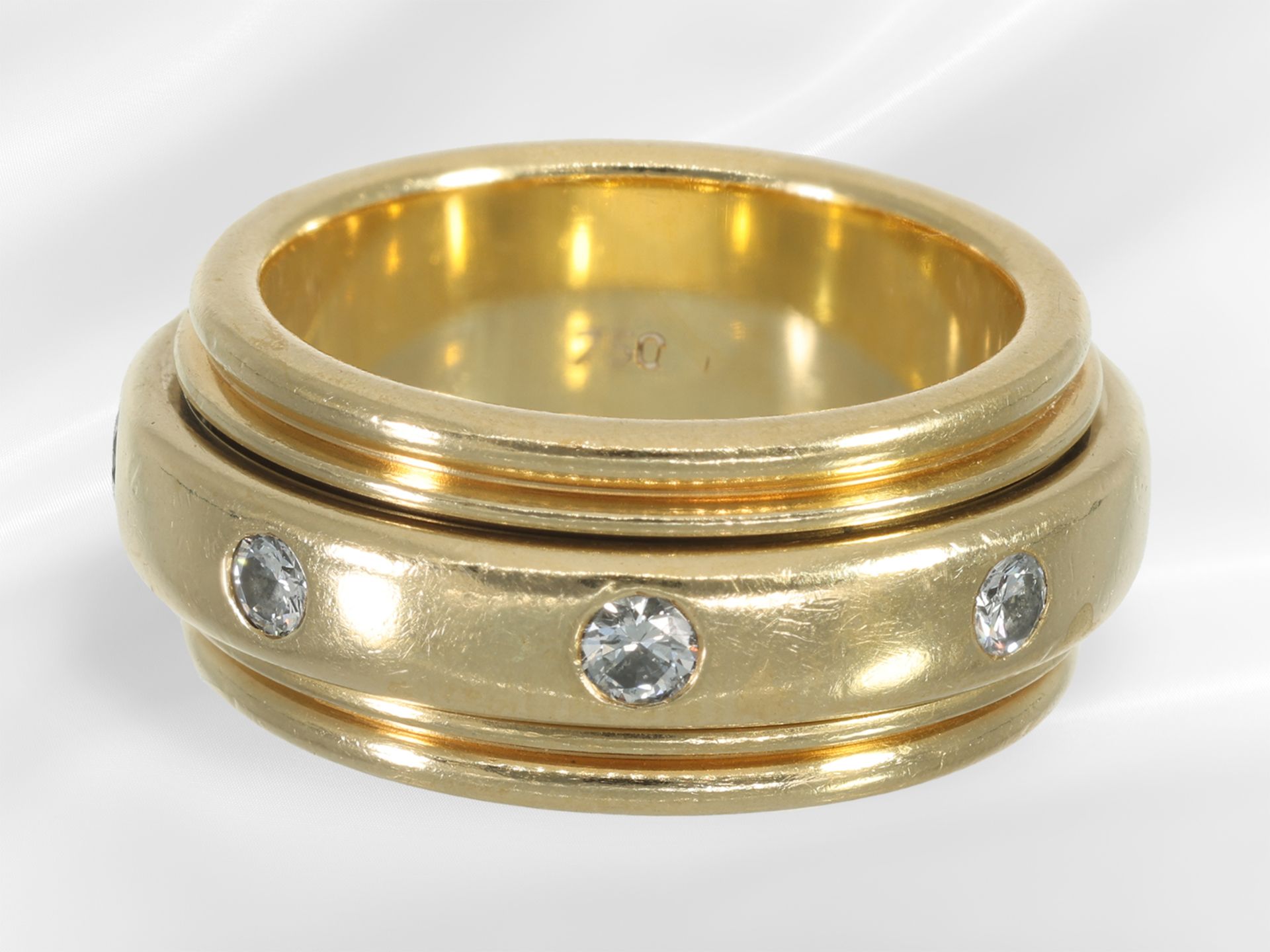 Ring: massiver hochwertiger Goldschmiedering im Piaget-Stil, 18K Gold - Bild 3 aus 3