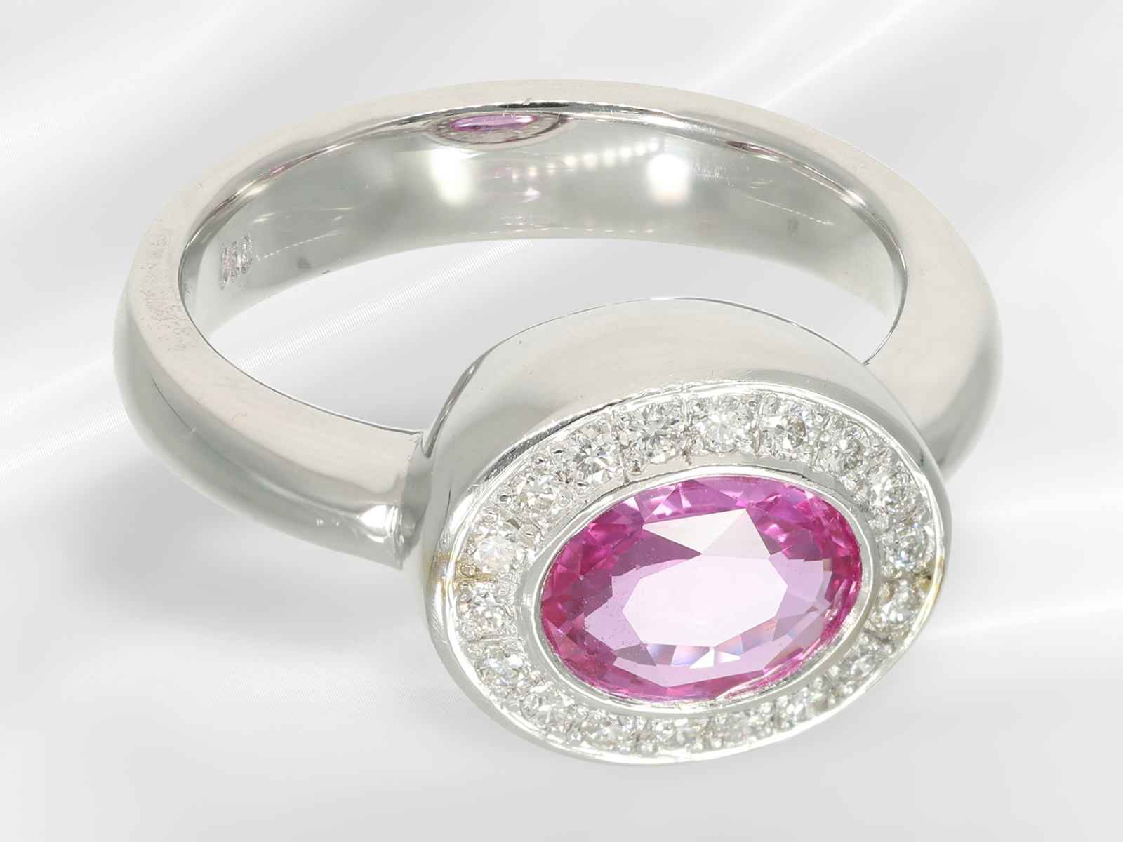 High-quality and unworn gold jewellery ring with brilliant-cut diamond/ruby setting, beautiful ruby  - Image 6 of 6
