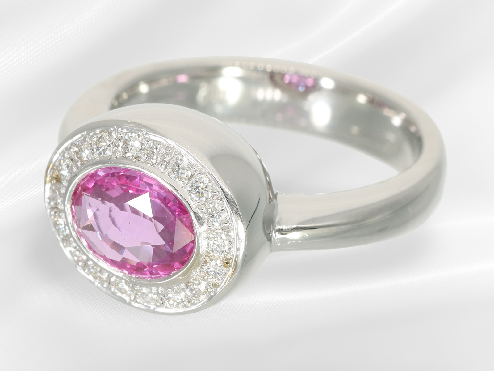 High-quality and unworn gold jewellery ring with brilliant-cut diamond/ruby setting, beautiful ruby  - Image 3 of 6
