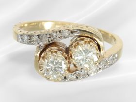 Ring: dekorativ gearbeiteter Brillant/Diamant-Ring, Brillanten von ca. 0,63ct