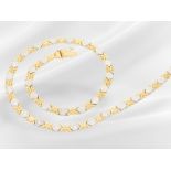 Kette/Collier: moderne Goldschmiedearbeit, gefertigt in Bicolor, ca.1,12ct feine Brillanten