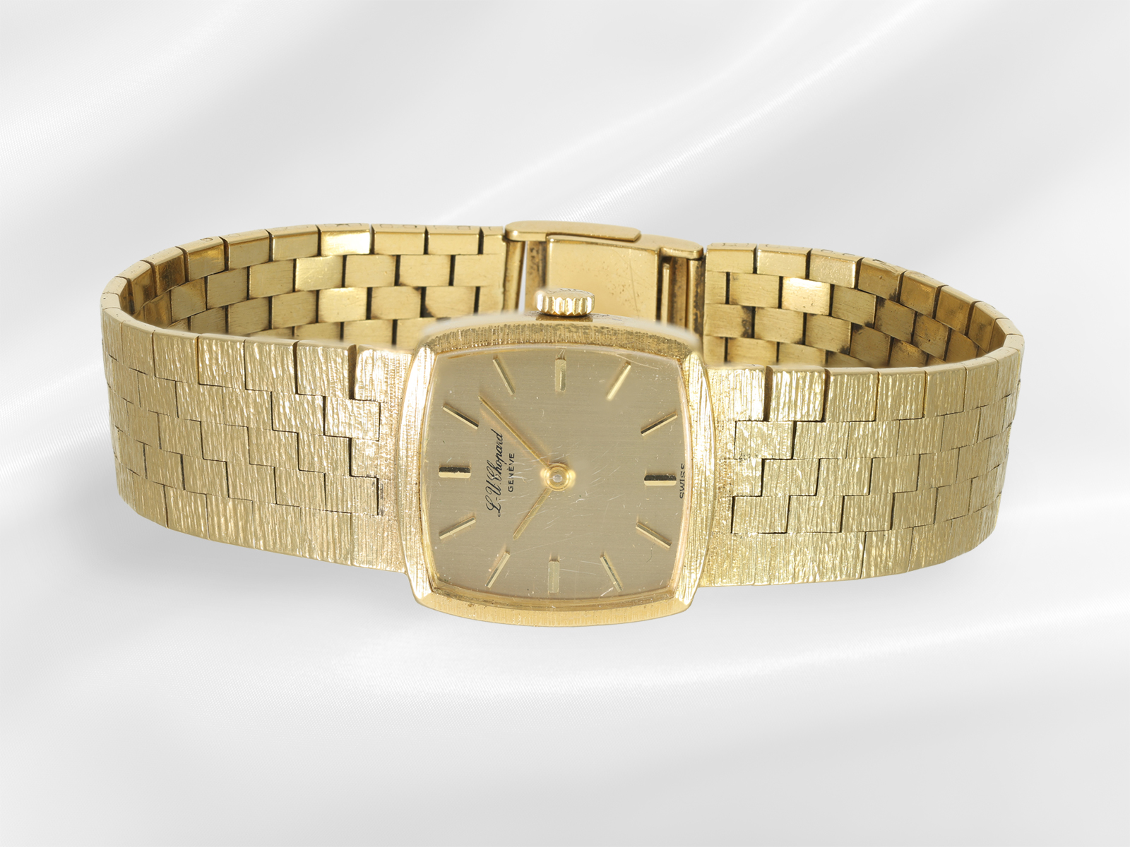 Wristwatch: high-quality and formerly expensive vintage ladies' watch by Chopard, 18K gold