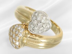 Ring: Ausgefallener vintage Brillant-Goldschmiedering im Overcross-Design, 2 Herzen