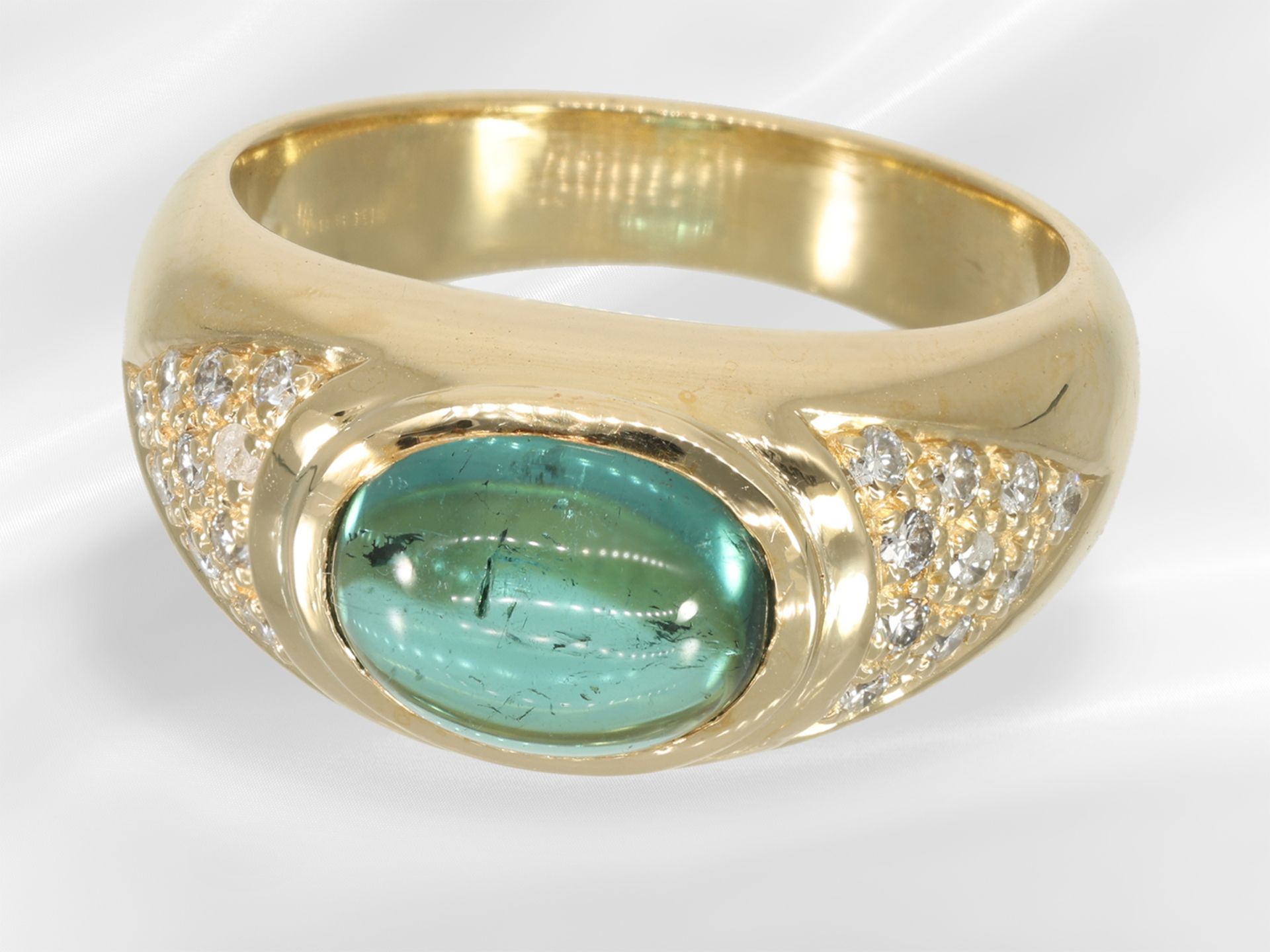 Ring: heavy gold jewellery ring set with brilliant-cut diamonds and tourmaline - Image 3 of 5