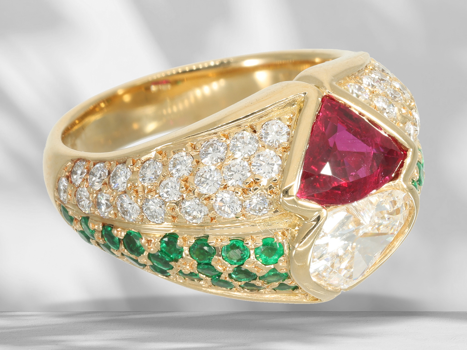 Ring: unique goldsmith's design with very precious stones, ruby, diamond, emerald - Image 5 of 6