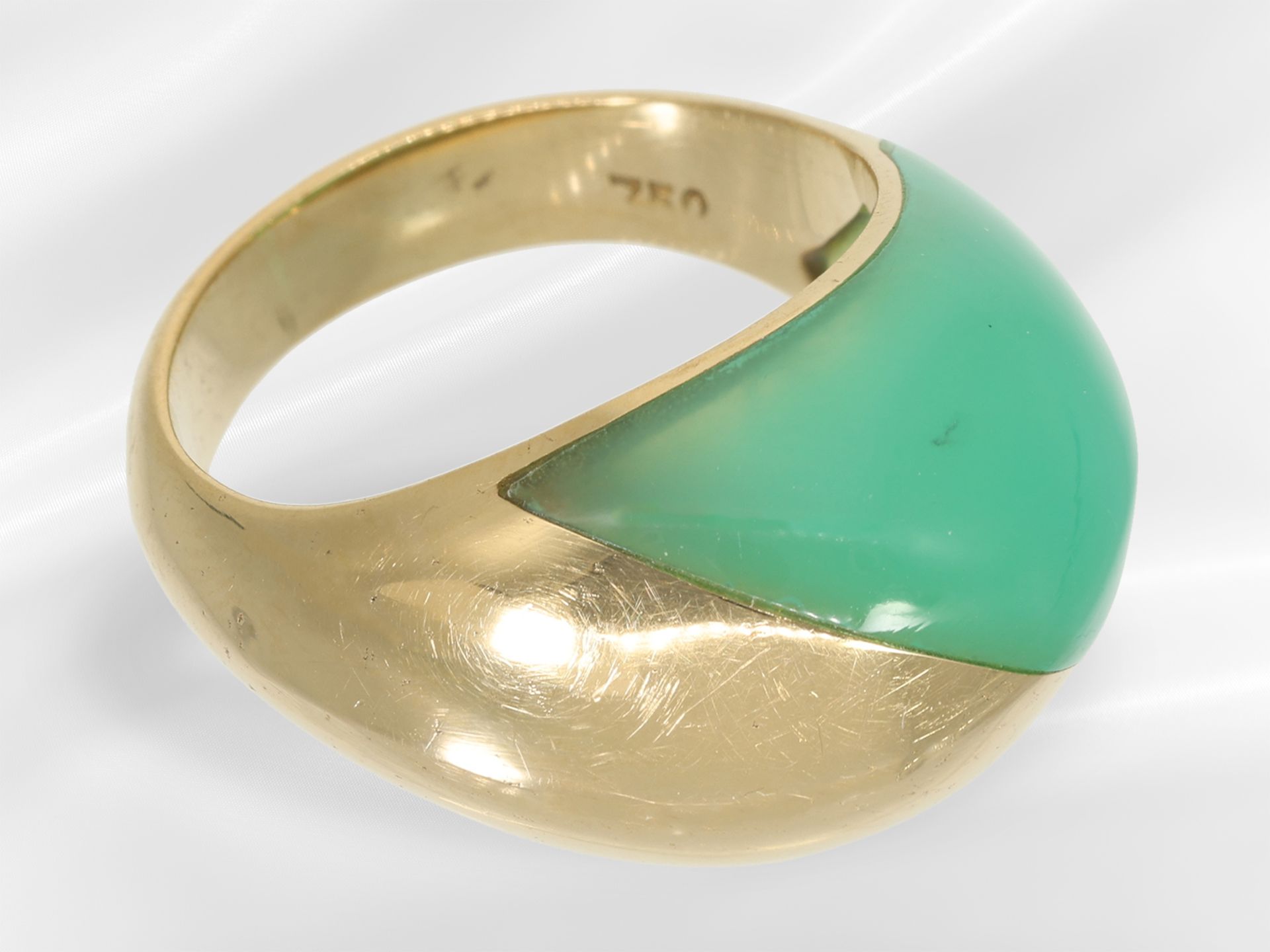 Ring: attraktiver Chrysopras/Designer/Goldschmiedering, 18K - Bild 2 aus 3
