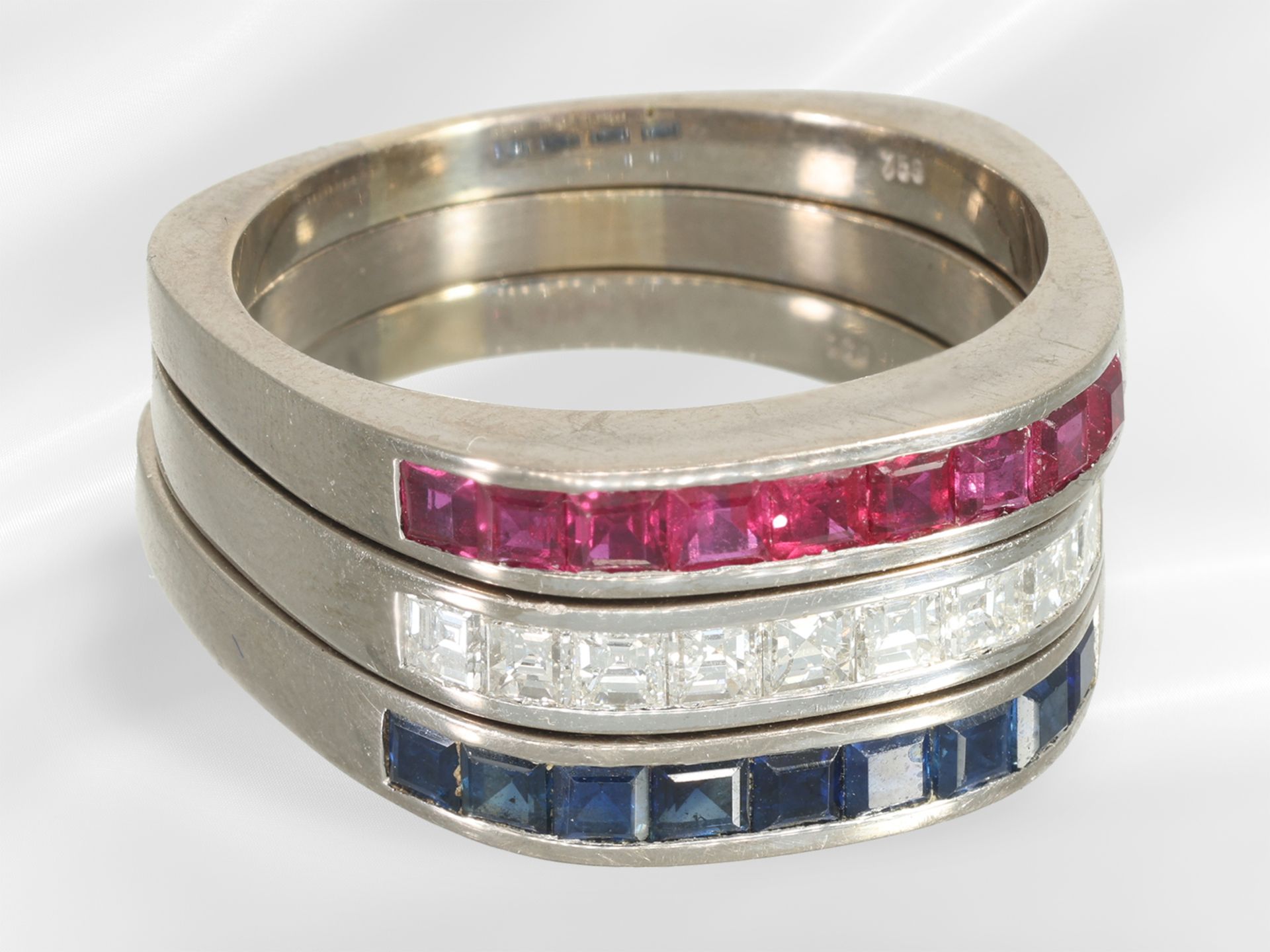 Ring: 3-fold ring set with rubies, sapphires and diamonds, approx. 1.8ct - Image 8 of 8