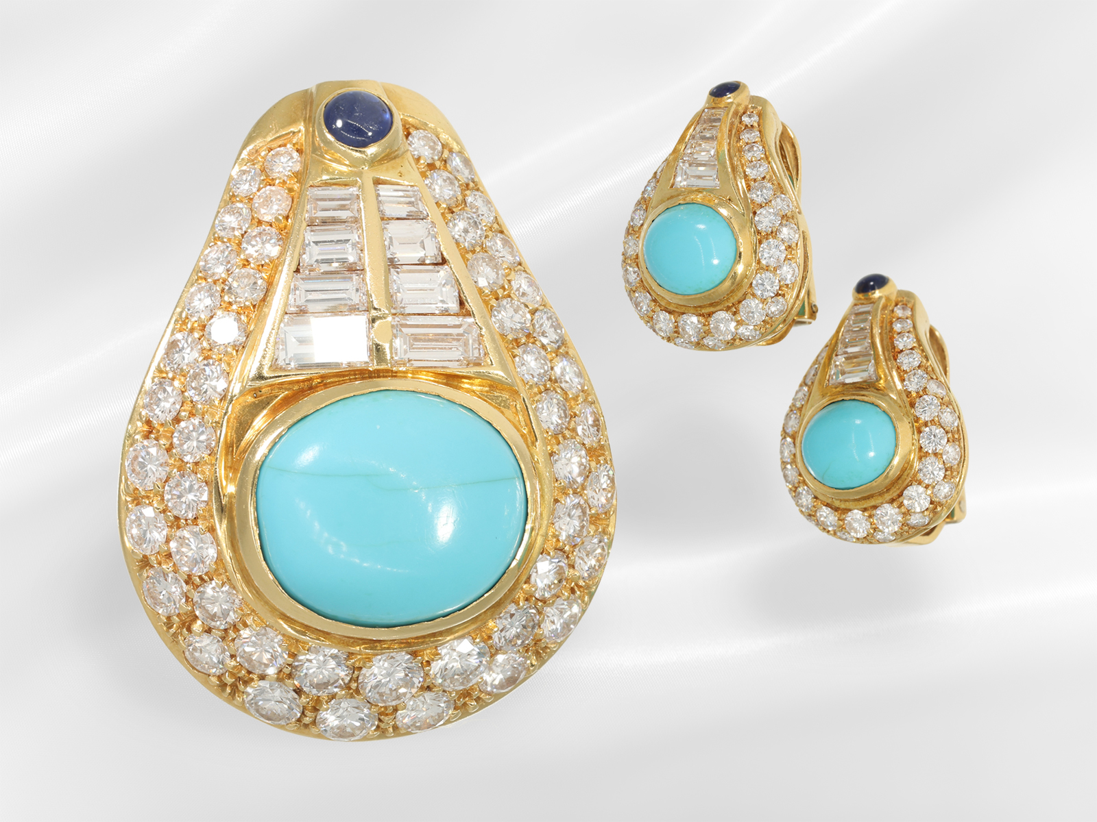 Extremely decorative turquoise/sapphire jewellery set with abundant brilliant-cut diamonds/diamonds,