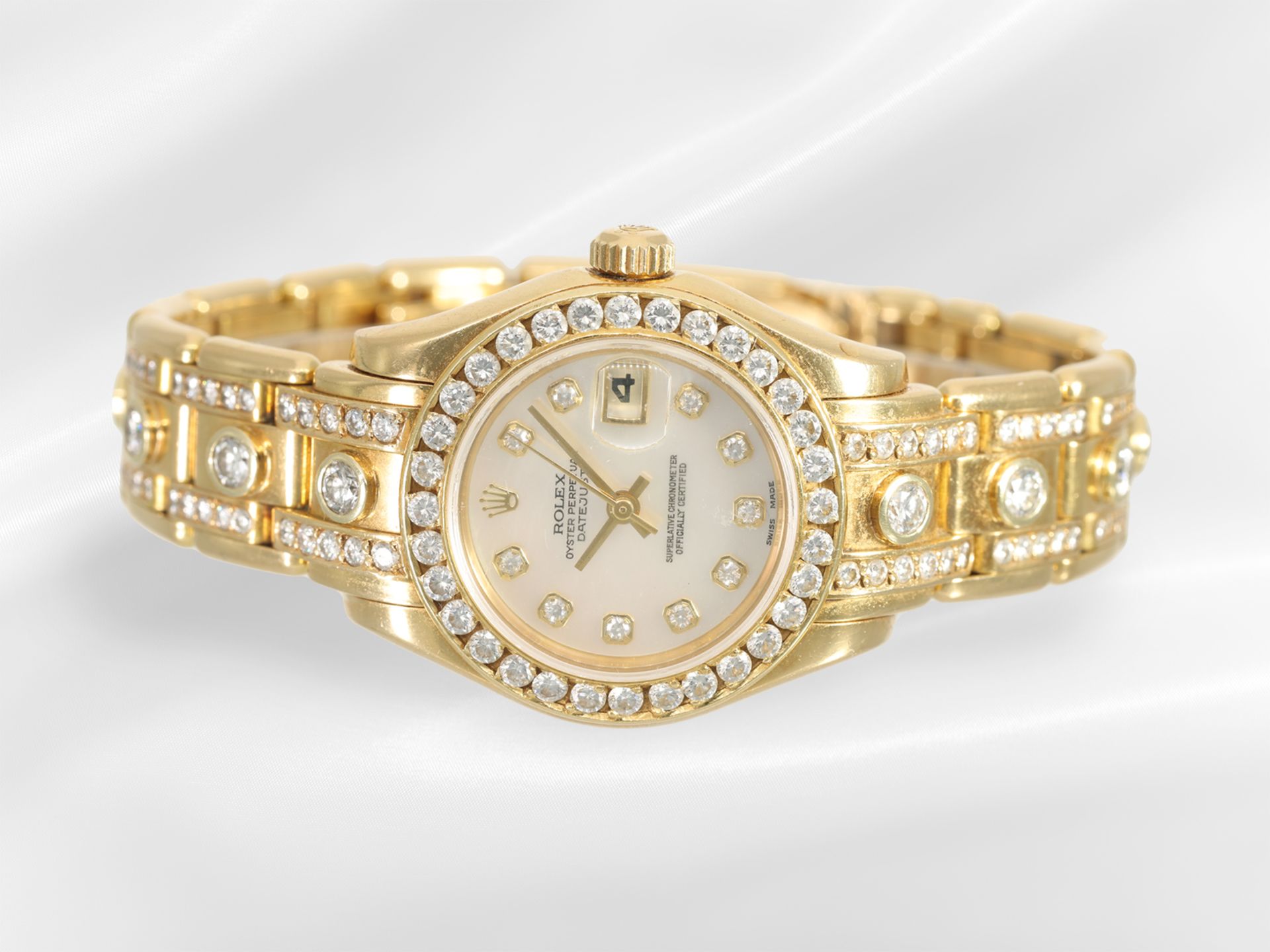 Wristwatch: wanted luxury ladies' watch Rolex Pearlmaster Ref.....with full brilliant-cut diamonds a