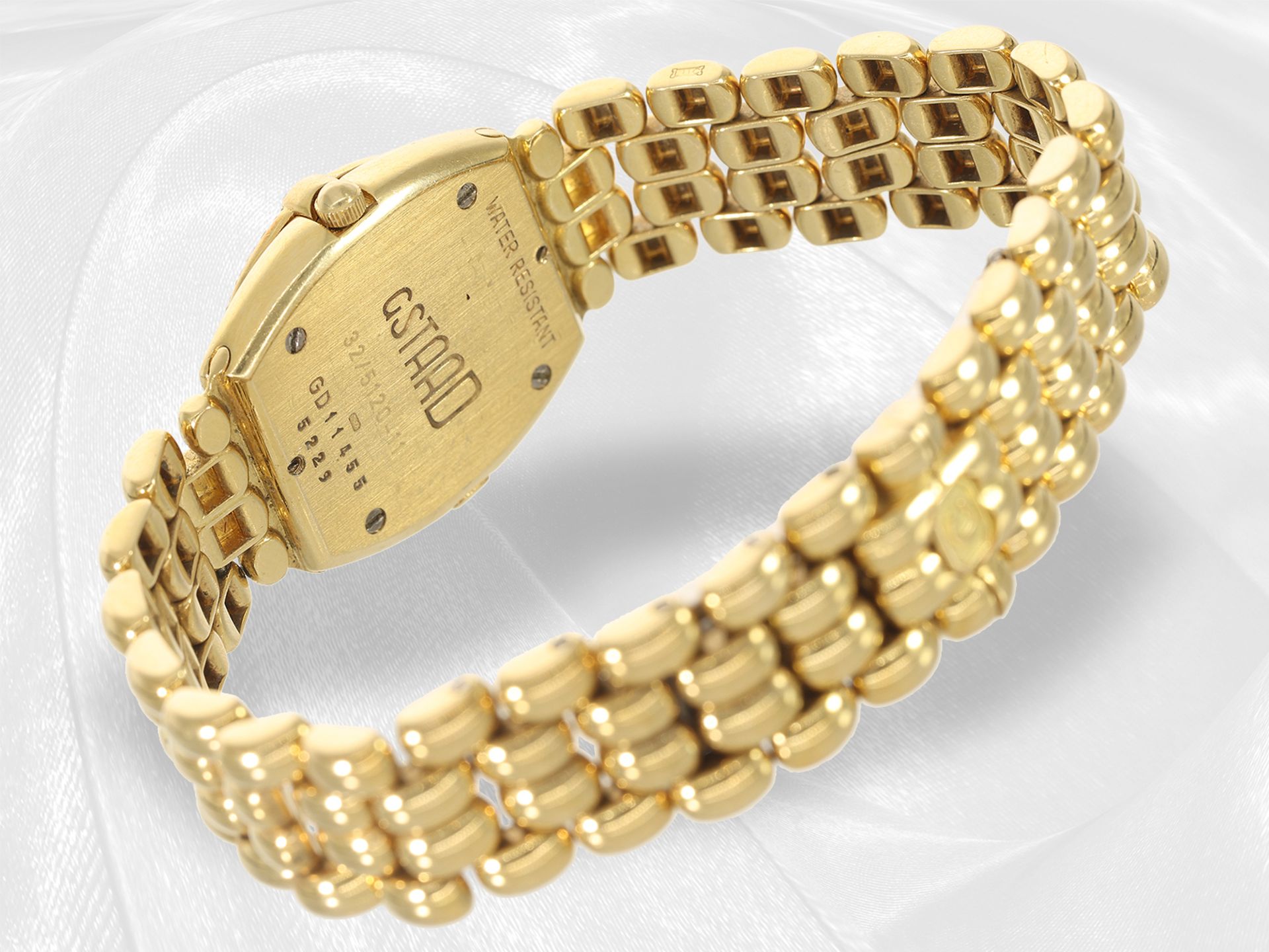 Armbanduhr: äußerst luxuriöse, schwere Damenuhr Chopard "GSTAAD", 18K Gold mit Brillantlünette, Ref. - Bild 4 aus 5