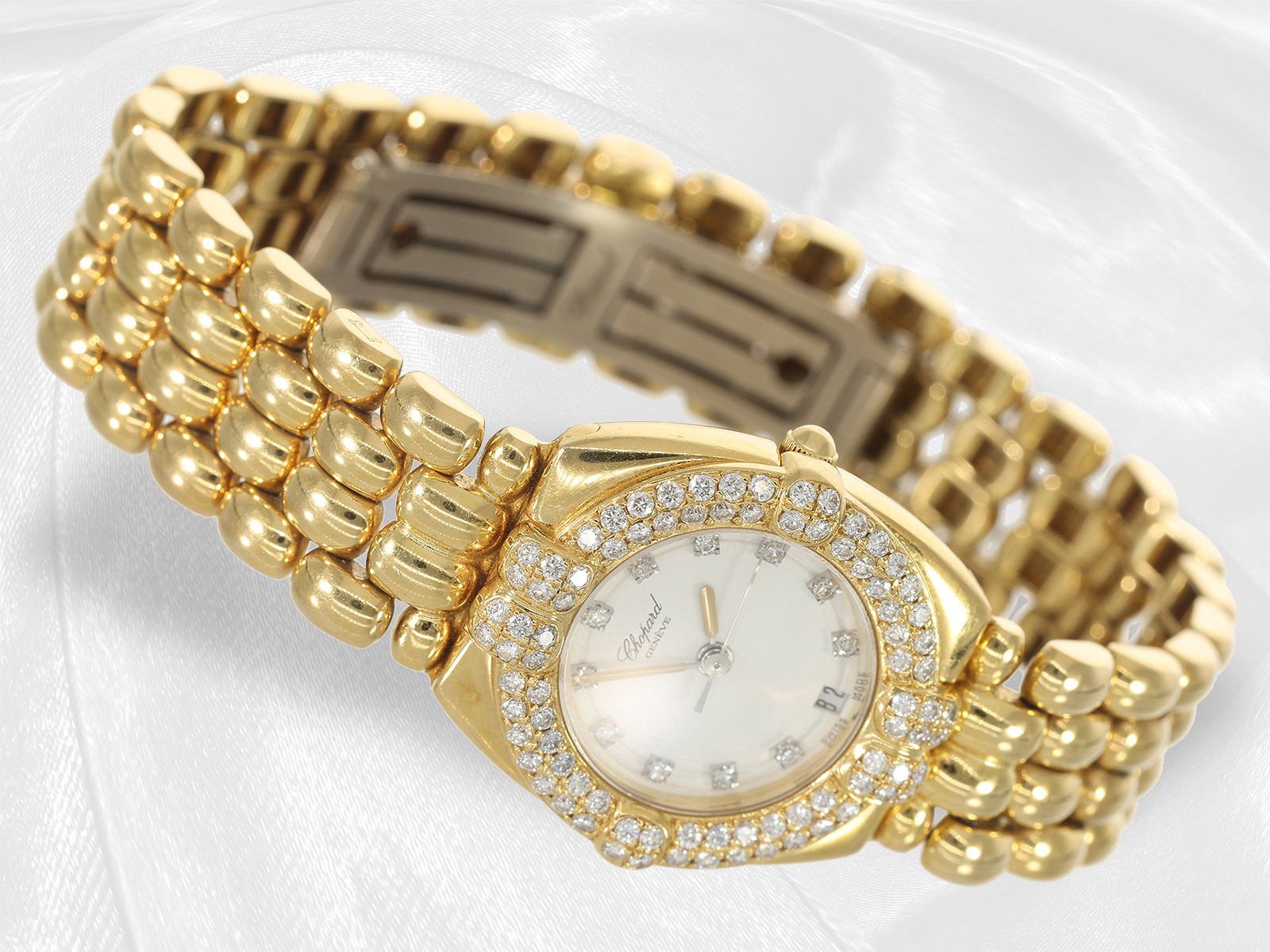 Wristwatch: luxury heavy ladies' watch Chopard "GSTAAD", 18K gold with diamond bezel, Ref.5229 - Image 3 of 5