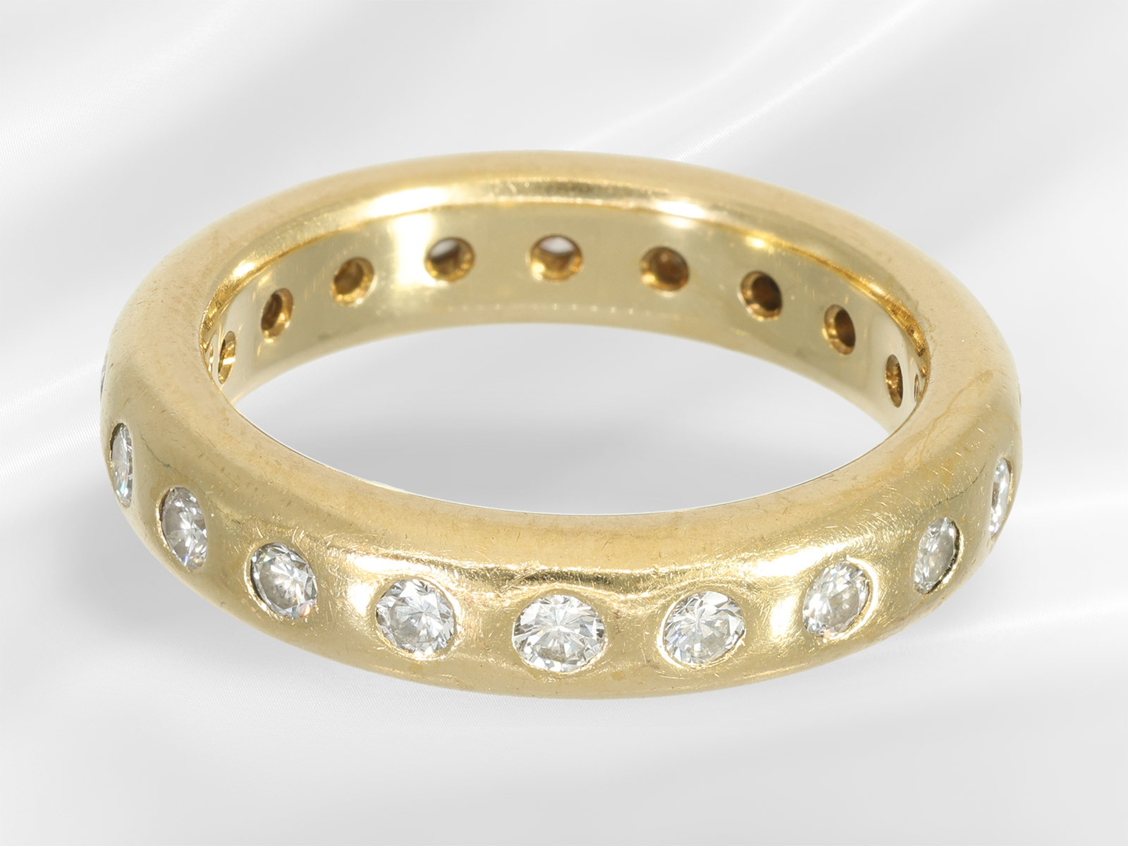 Ring: very high-quality brilliant-cut diamond memoire ring, approx. 1ct, solid handcrafted from 18K  - Image 2 of 3