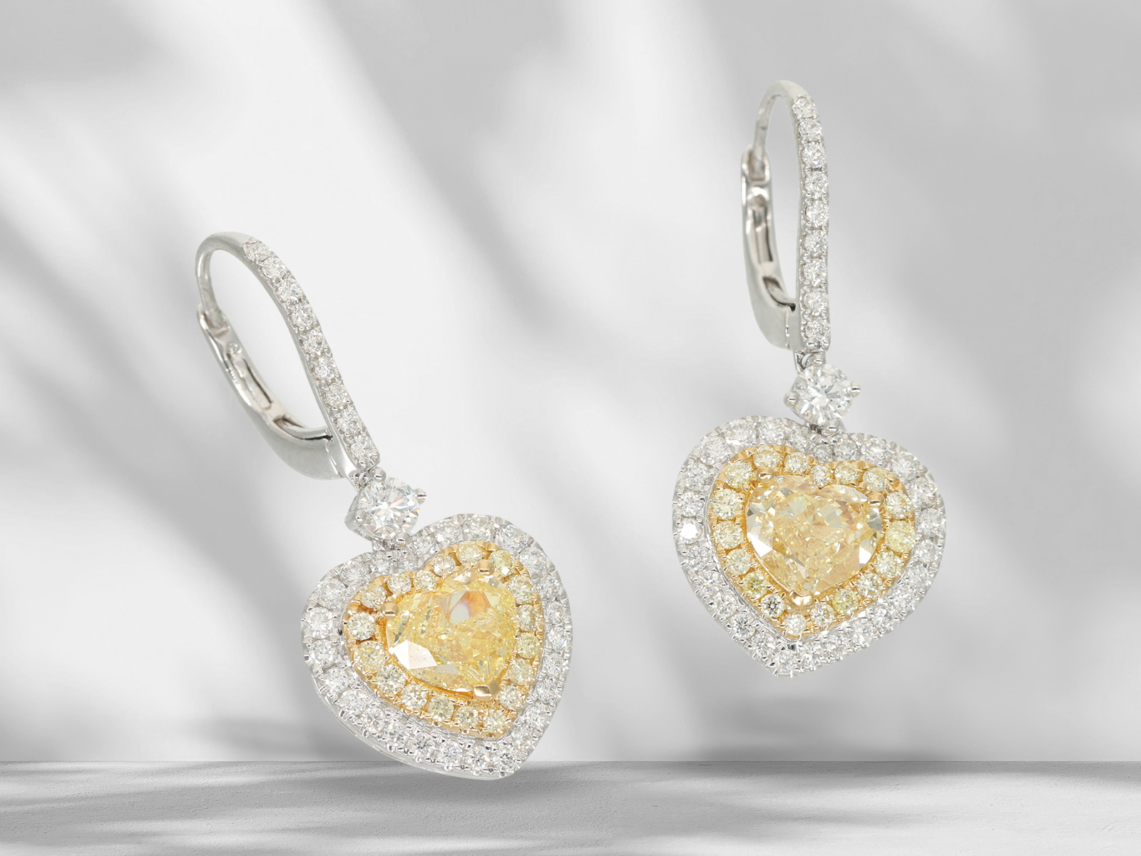 Earrings: High quality earrings set with brilliant-cut diamonds, 2 x 1ct fancy light yellow - Image 5 of 8