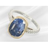 Ring: high-quality brilliant-cut diamond ring with precious sapphire, approx. 6.91ct