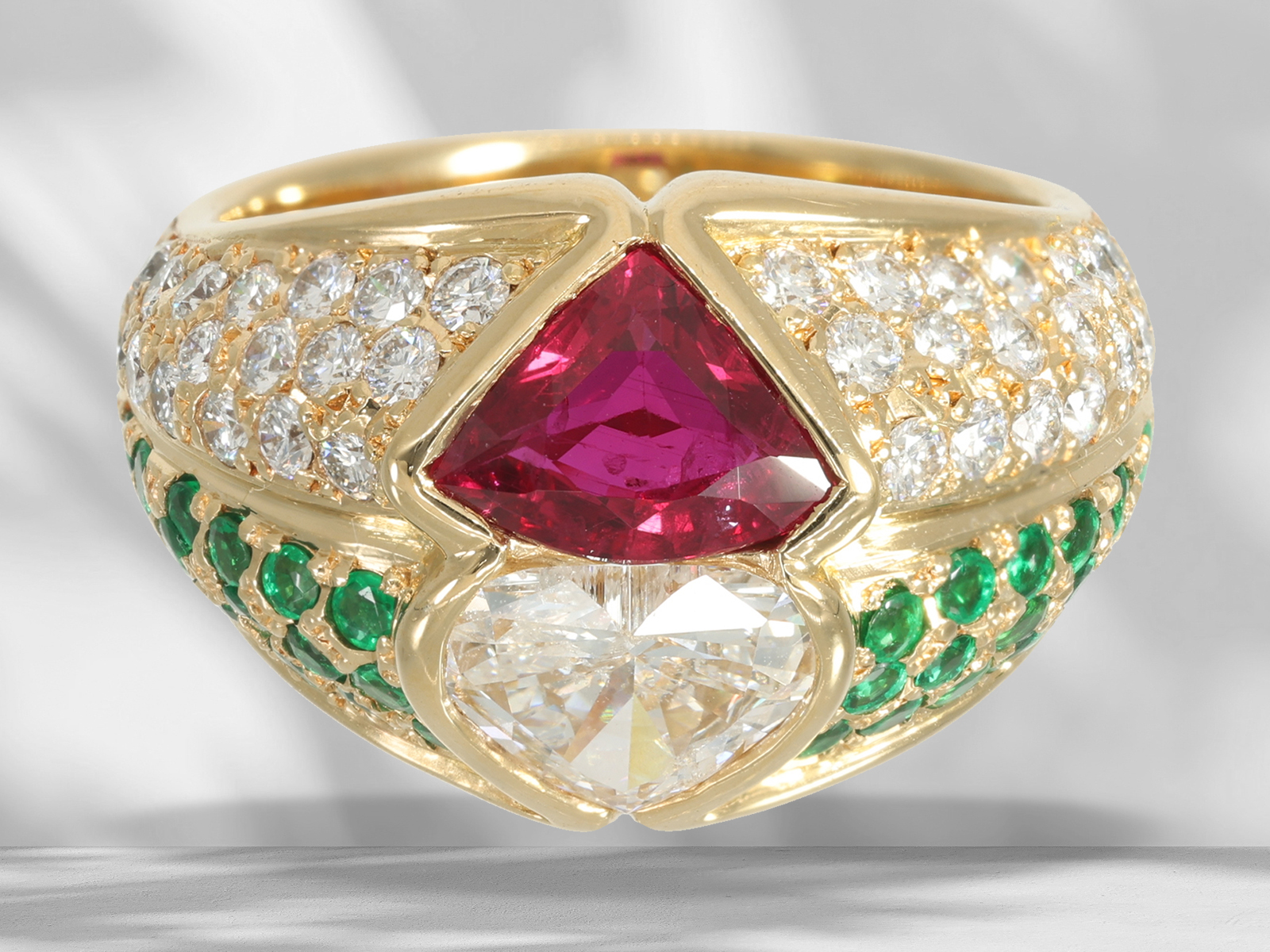 Ring: unique goldsmith's design with very precious stones, ruby, diamond, emerald - Image 4 of 6