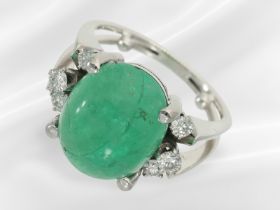 Ring: vintage Smaragd-/Brillantring von Gübelin mit Zertifikat, Smaragd 8,05ct