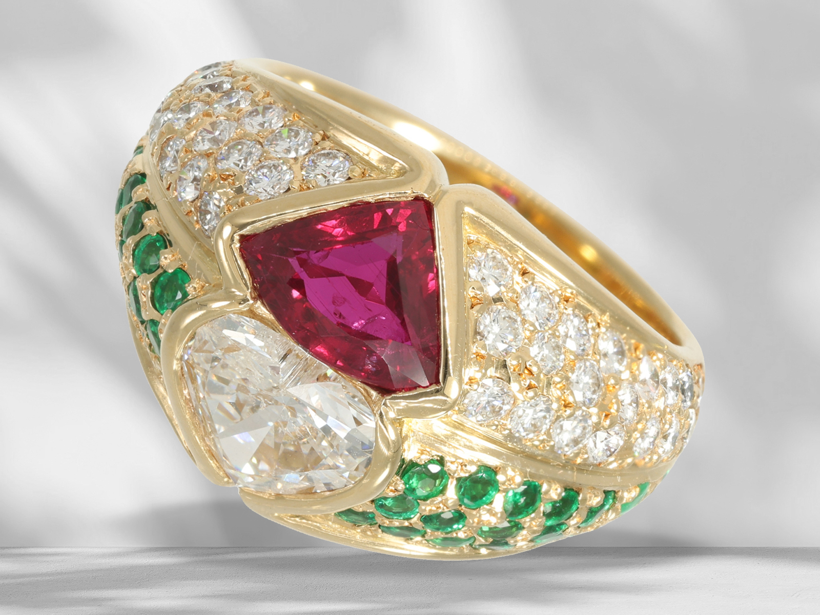 Ring: unique goldsmith's design with very precious stones, ruby, diamond, emerald - Image 2 of 6