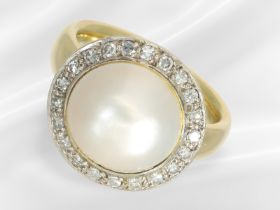 Ring: hochwertiger vintage Goldschmiedering mit Mabé-Perle und Diamanten