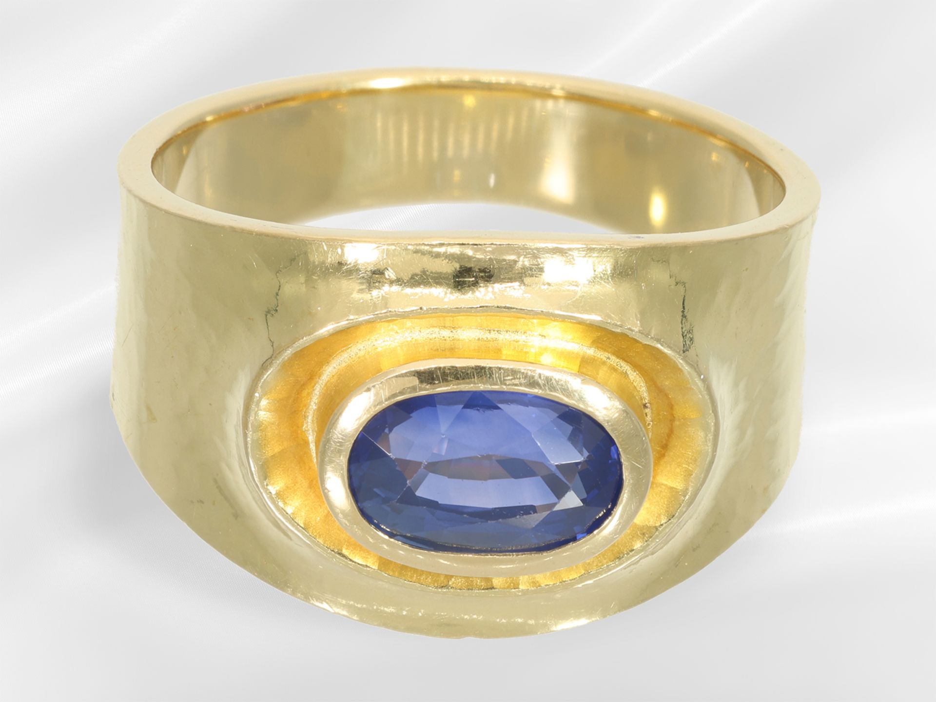 Ring: sehr schöner hochwertiger Saphirring, ca. 2ct - Bild 4 aus 4