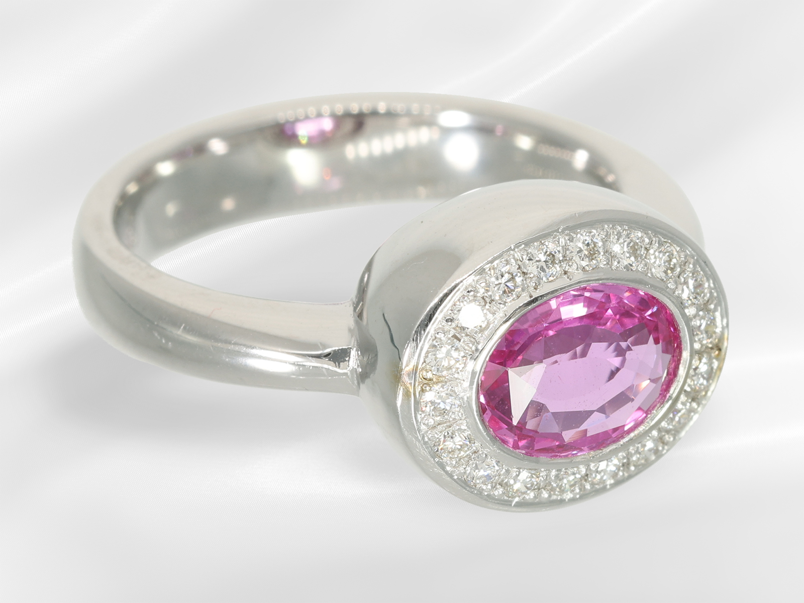 High-quality and unworn gold jewellery ring with brilliant-cut diamond/ruby setting, beautiful ruby  - Image 4 of 6