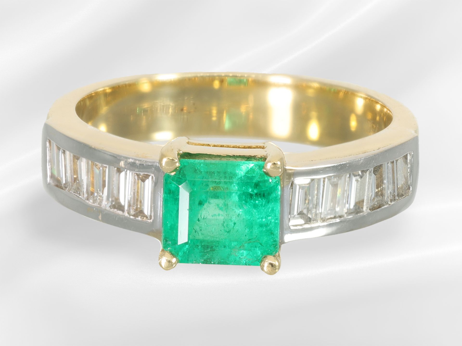 Ring: moderner und solider Smaragd-Diamant-Goldschmiedering, ca. 2,2ct - Bild 4 aus 7