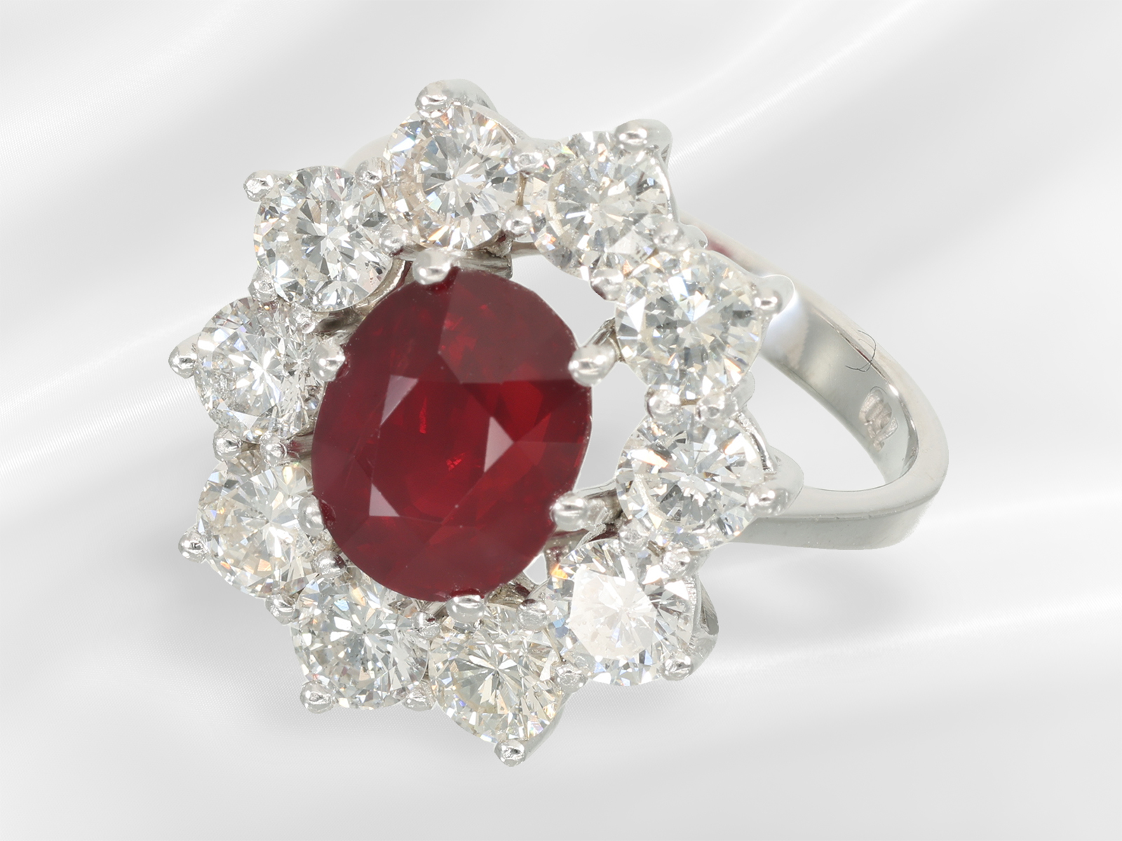 Ring: white gold ruby/brilliant-cut diamond gold ring, precious deep red ruby of 3.15ct, NO-HEAT, GR - Image 5 of 8
