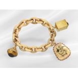 Armband: breites und ausgefallenes vintage Bettlerarmband mit 3 Anhängern, 18K und 14K Gold