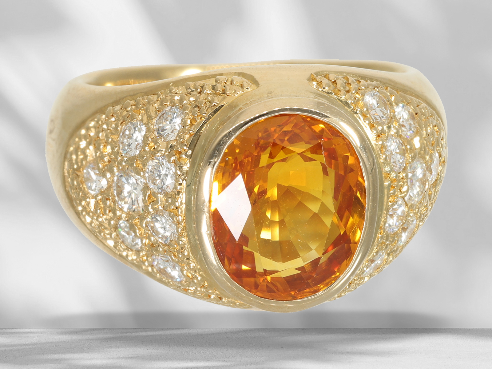 Ring: goldsmith ring with rare, intense orange sapphire (Ceylon Ratnapura), 4.5ct - Image 2 of 5