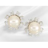 Earrings: classic white gold vintage pearl/brilliant-cut diamond goldsmith earrings, approx. 0.8ct