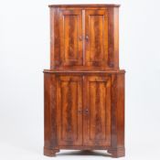 Biedermeier Eckschrank