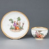 Koppchen und Unterschale - Watteau - Malerei. Meissen, um 1740.